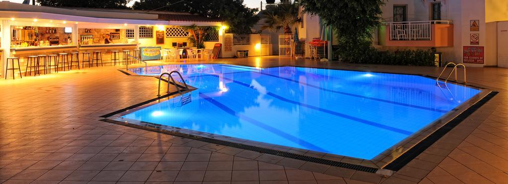 Melissa Apartments, Studios & Suites Малія Екстер'єр фото