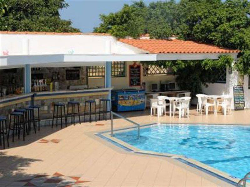 Melissa Apartments, Studios & Suites Малія Екстер'єр фото