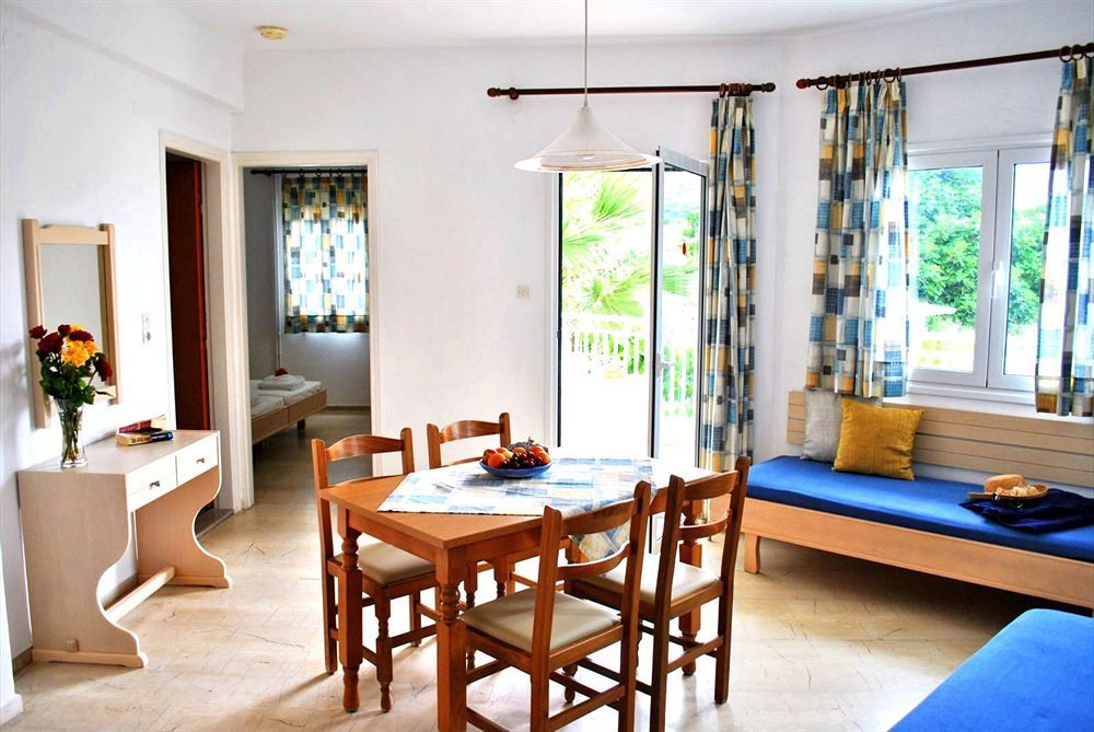 Melissa Apartments, Studios & Suites Малія Екстер'єр фото